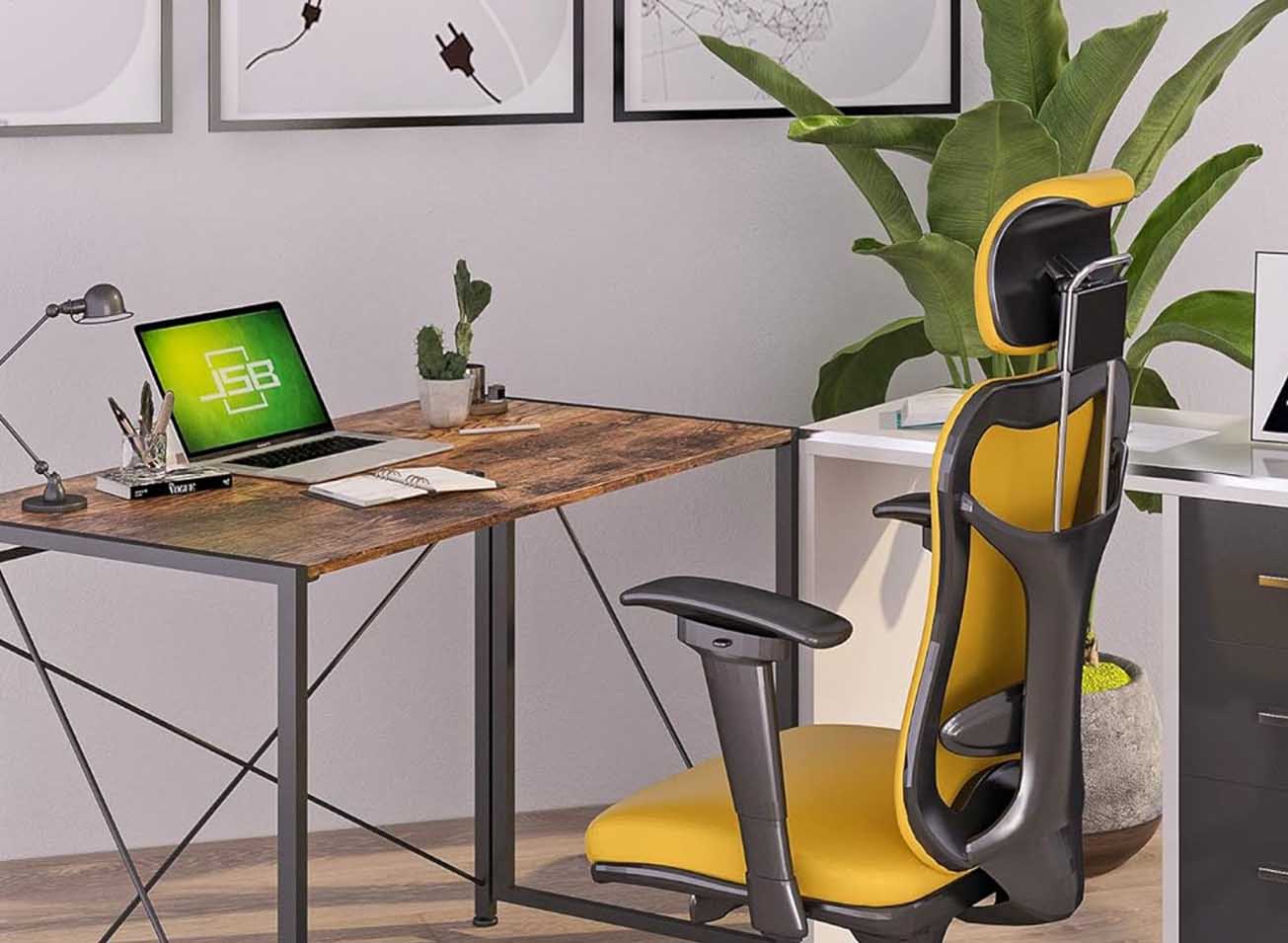 A Desk of Comfort and Ease for Productive Workspaces